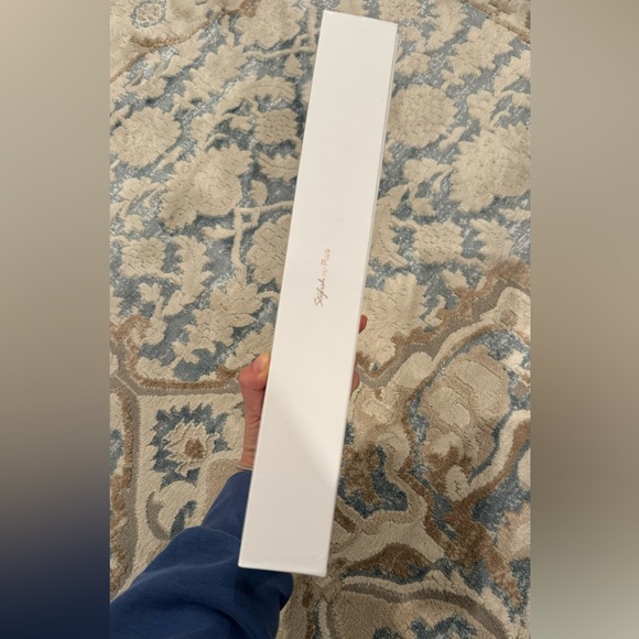 ROSILY Nano Titanium Flat Iron New in Box - Picture 2 of 6